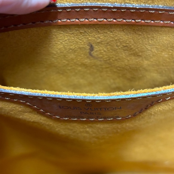 Louis Vuitton Saint Jacques Epi Leather Tote Bag / Handbag - Picture 12 of 12